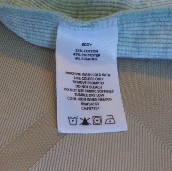 Calvin Klein Quick-Dry Long Sleeved Hooded Thermal - Picture 2 of 5